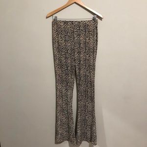 Flare Cheetah print pants 🤎